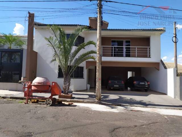 #966 - Casa para Venda em Dracena - SP