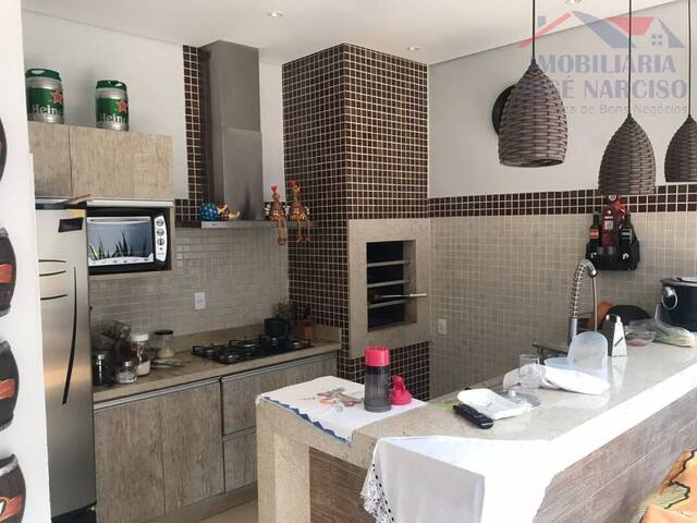 #972 - Casa para Venda em Dracena - SP