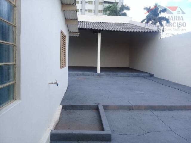 #981 - Casa para Venda em Dracena - SP