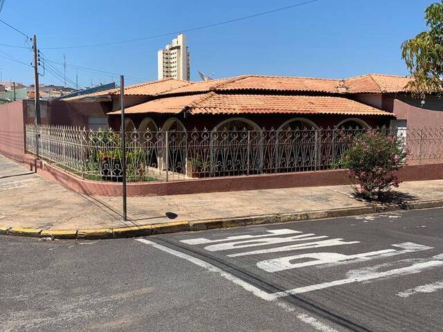 Casa para Venda em Dracena - 2