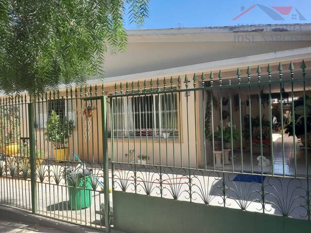 #1693 - Casa para Venda em Dracena - SP