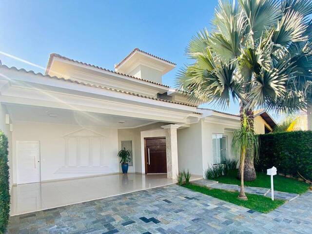 #1917 - Casa para Venda em Dracena - SP