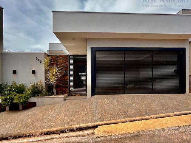 #1939 - Casa para Venda em Dracena - SP