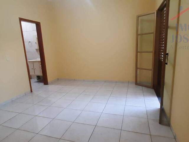 #2068 - Casa para Locação em Dracena - SP
