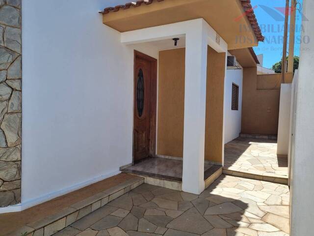 #2281 - Casa para Venda em Dracena - SP