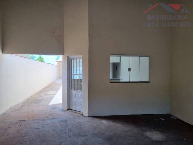 #1065 - Casa para Venda em Dracena - SP