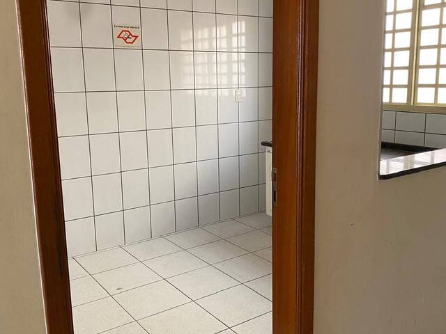 #2376 - Salão Comercial para Locação em Dracena - SP - 3
