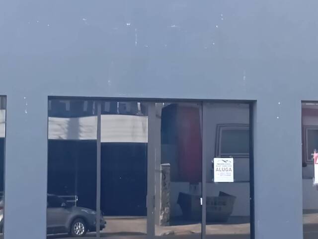  em  - 