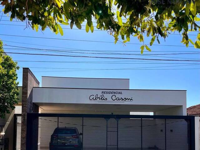 #813 - Quitinete para Locação em Dracena - SP - 1