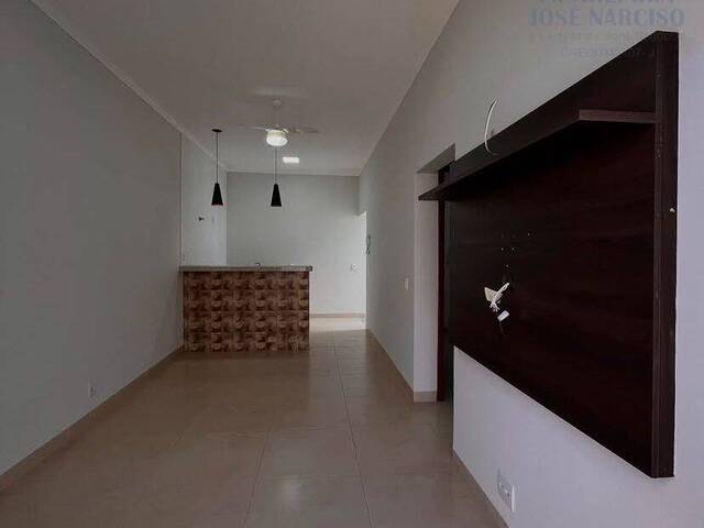 #813 - Quitinete para Locação em Dracena - SP - 2