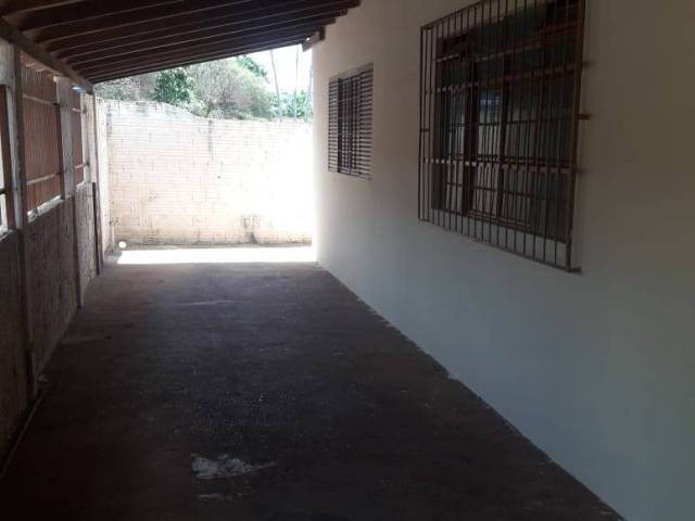 #2495 - Casa para Venda em Dracena - SP - 2