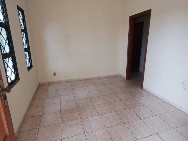 #2499 - Casa para Locação em Dracena - SP - 2