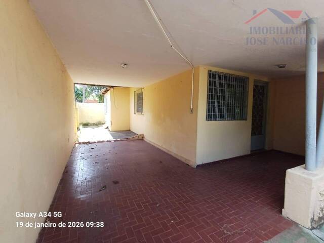 #2530 - Casa para Locação em Dracena - SP - 2