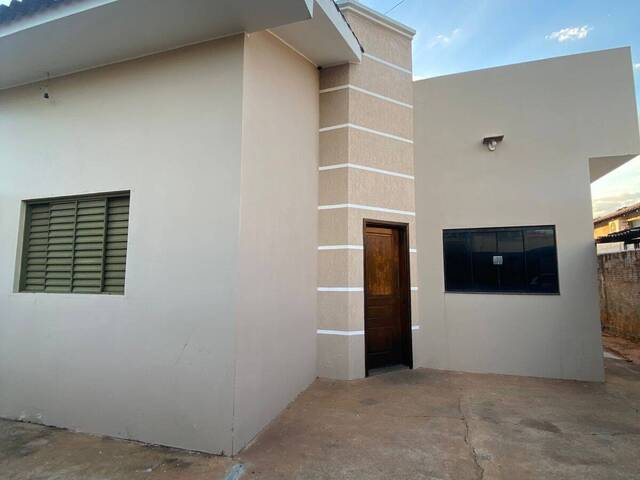 #2547 - Casa para Locação em Dracena - SP - 2