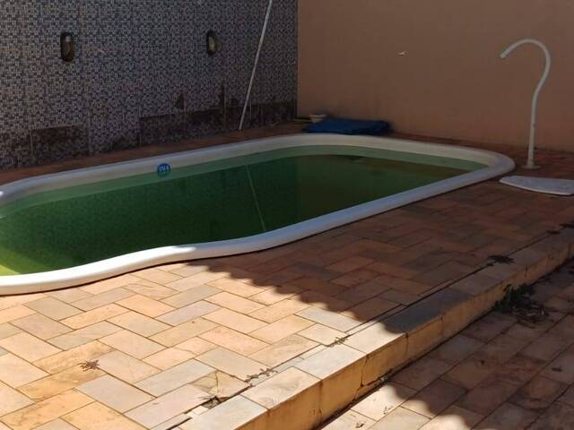 #2551 - Casa para Locação em Dracena - SP - 2