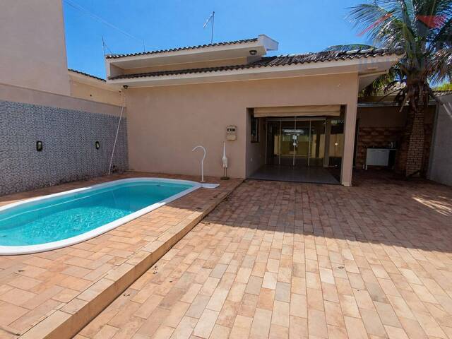 #2551 - Casa para Locação em Dracena - SP - 2