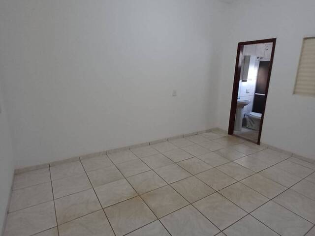 #2555 - Casa para Venda em Dracena - SP - 3