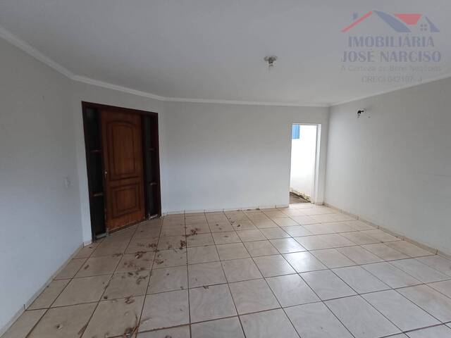 #2555 - Casa para Venda em Dracena - SP - 2