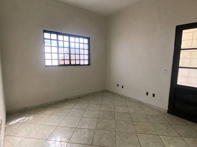 #2557 - Casa para Locação em Dracena - SP - 3