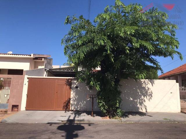#2560 - Casa para Venda em Dracena - SP - 1