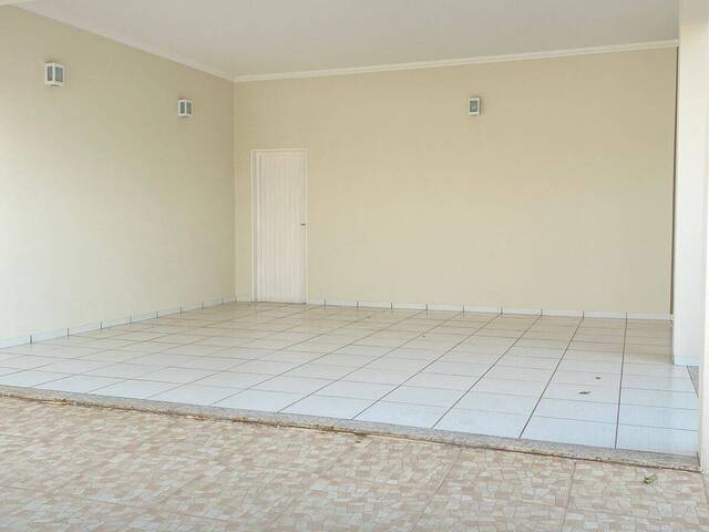 #2656 - Casa para Locação em Dracena - SP - 2